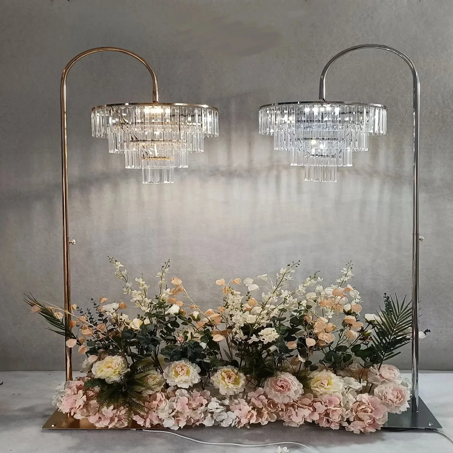 

2/4/6 Pcs Glod Crystal Flowe Vase Wedding Decoration Table Centerpieces Candelabra Birthday Party Flower Vase Holder Home Decor