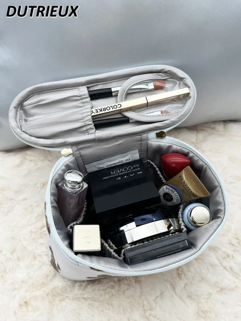 Fashion Sweet Cute Ladies' Cosmetic Bags 2024 New Elegant Casual Mini Portable Small Bucket Bag for Women Make Up Case