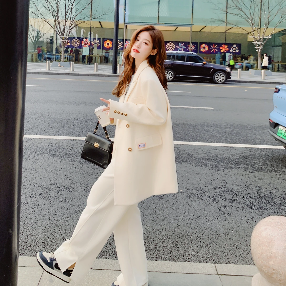 아이보리 패션 세트 세트 여성 2024 봄과 가을 새로운 소금 시스템 착용 고급 캐주얼 세트 투피스 세트