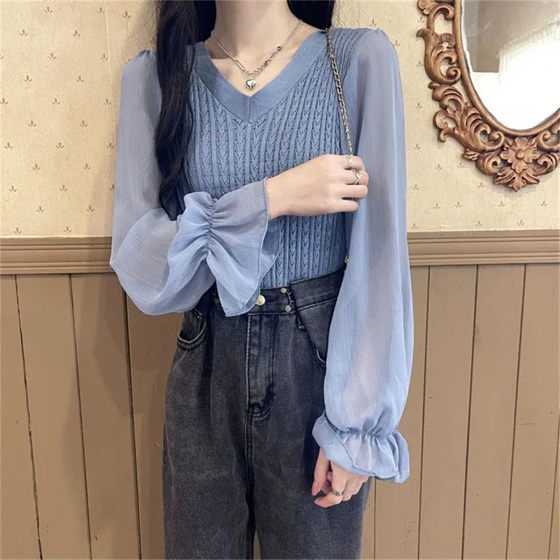 

Женская трикотажная блузка составного кроя, Повседневная однотонная облегающая блузка с длинным рукавом и V-образным вырезом, модель 2023 в Корейском стиле на весну и осень