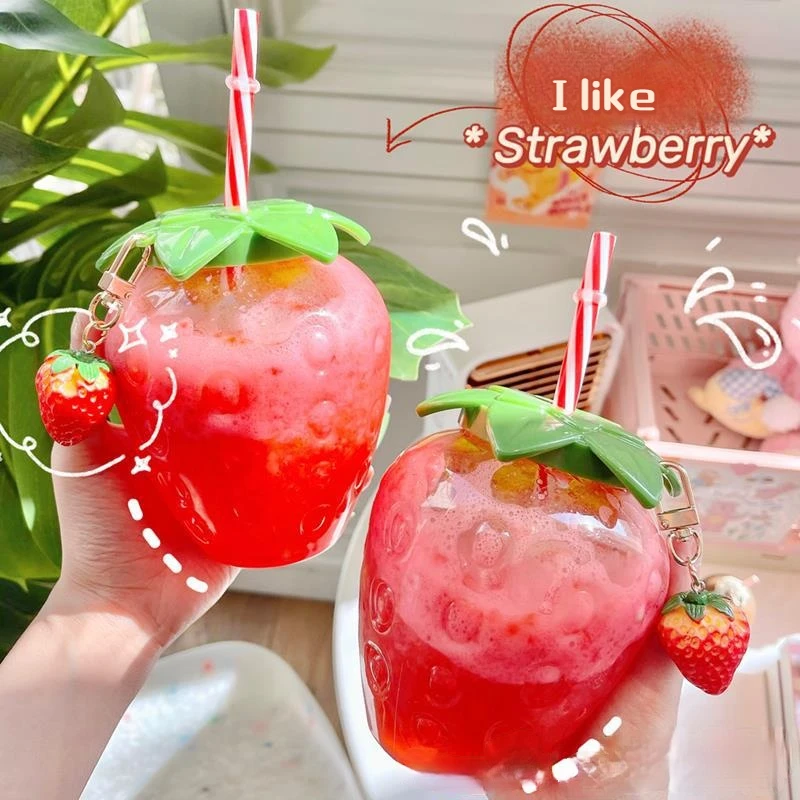 Summer cartoon kawaii strawberry straw cup plastic cup lovely girl milk tea coffee student portable water water bottle