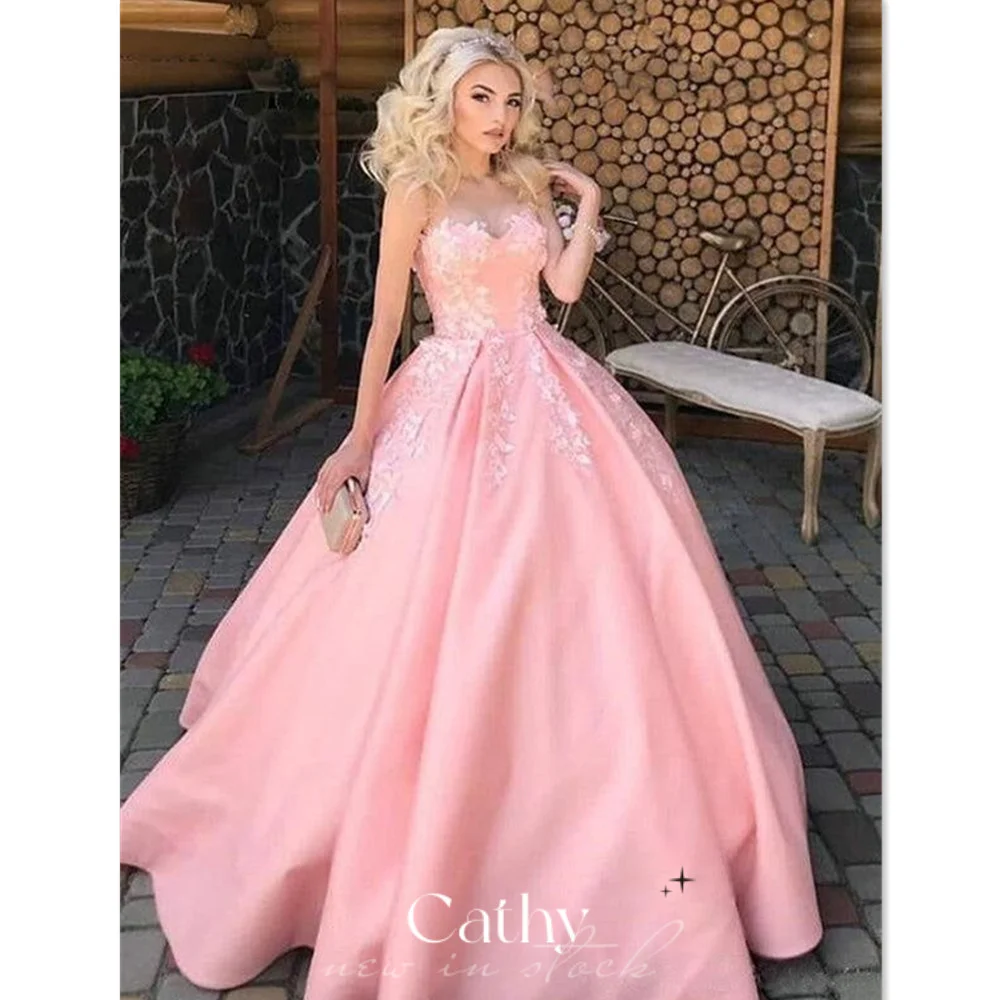 

Cathy Sweet Baby Pink فساتين السهرة Princess Ball Gown Prom Dress 2023 Lace Embroid Party Dresses Strapless Vestidos De Noche