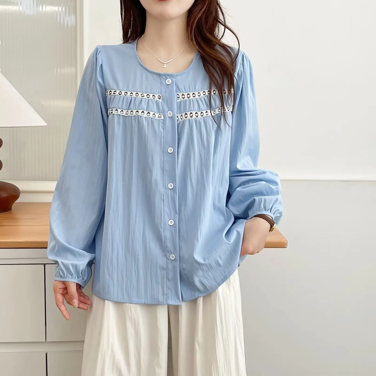 Plus Size Women's Blouses New Autumn Style Lace Patchwork Long Sleeve Shirt 326