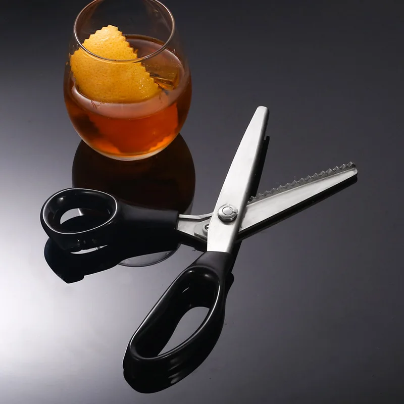 Triangular Tailor Scissors, Semicircular Tooth Arc Wave Lace Kitchen Accessories, Cocktail Decoration, Orange Lemon Zest