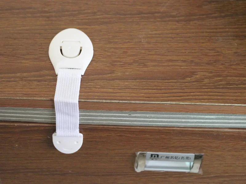 Baby Safety Cabinet Lock Kids Security Protection Drawer Door Cabinet Locks Plastic Protection Children Safety Door Straps cabinet lock child lock safety lock