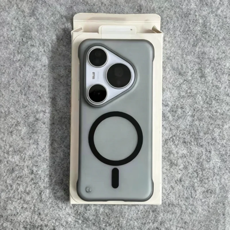 Sleek Transparent Ultra-Thin Magnetic Charge Case - Frameless PC Cover