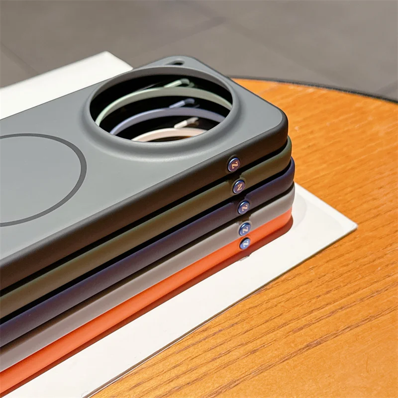 Magnetic Hybrid Silicone+PC Shockproof Colorful Matte Back Case – Enhanced Durability and Style