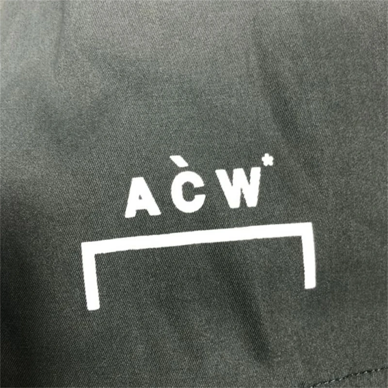    ƮƮ Ƽ  A-COLD-WALL * ī , ְ ǰ  A ݵ  νƮ  ACW
