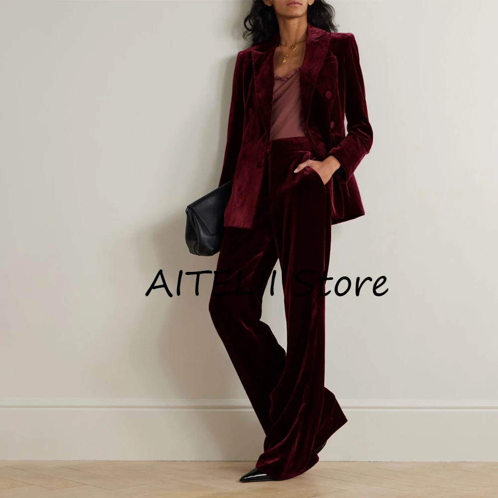 Velvet two-piece suit image 13