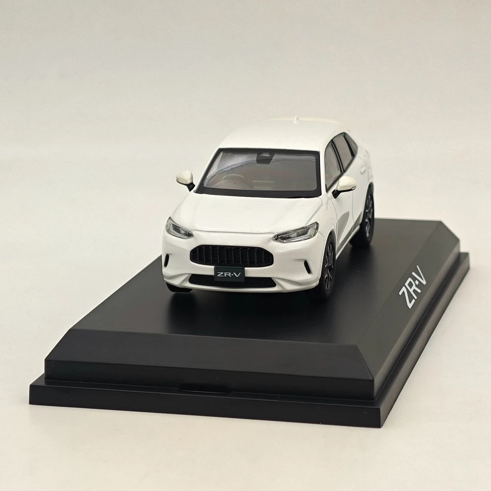 Hobby Japan 1:43 ZR-V e:HEV Platinum White(P) HJ431005W Diecast
