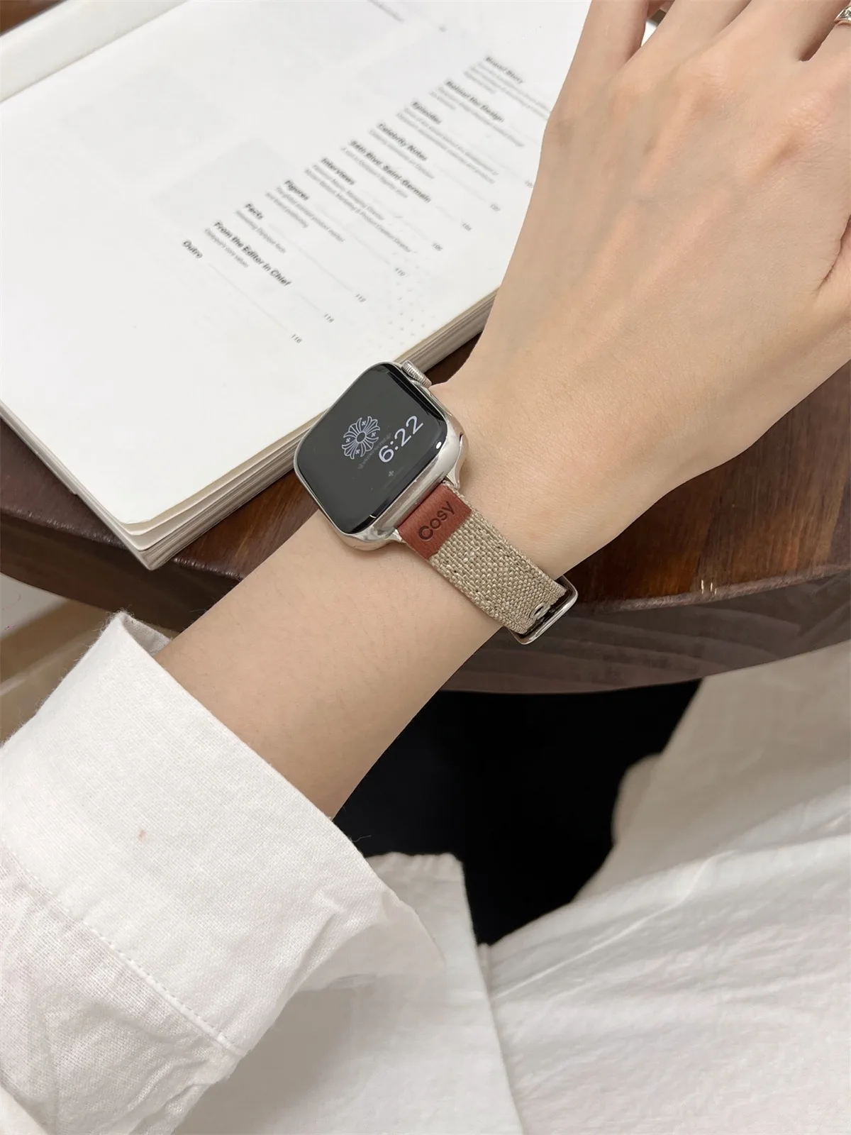 Watch Band For iWatch 42/44/45/46/49mm 38/40/41mm PU Leather Fashion Watch Strap For Watch Series Ultra2 Series 10/9/8/7/6/5/4/3/2/1_voghion.com