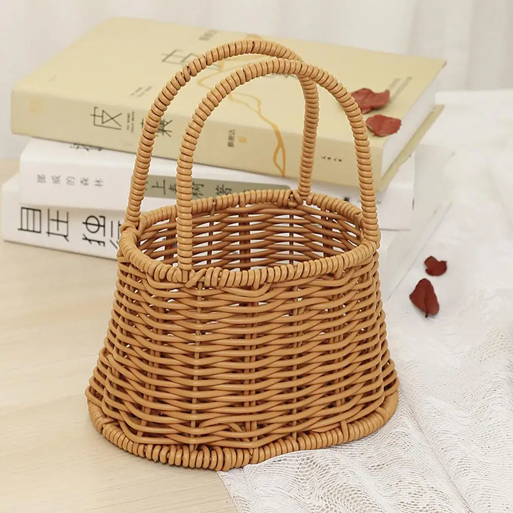 

Handwoven Flower Basket Woven Flower Basket with Handle Handmade Wicker Planter for Home Garden Decoration Wedding Flower