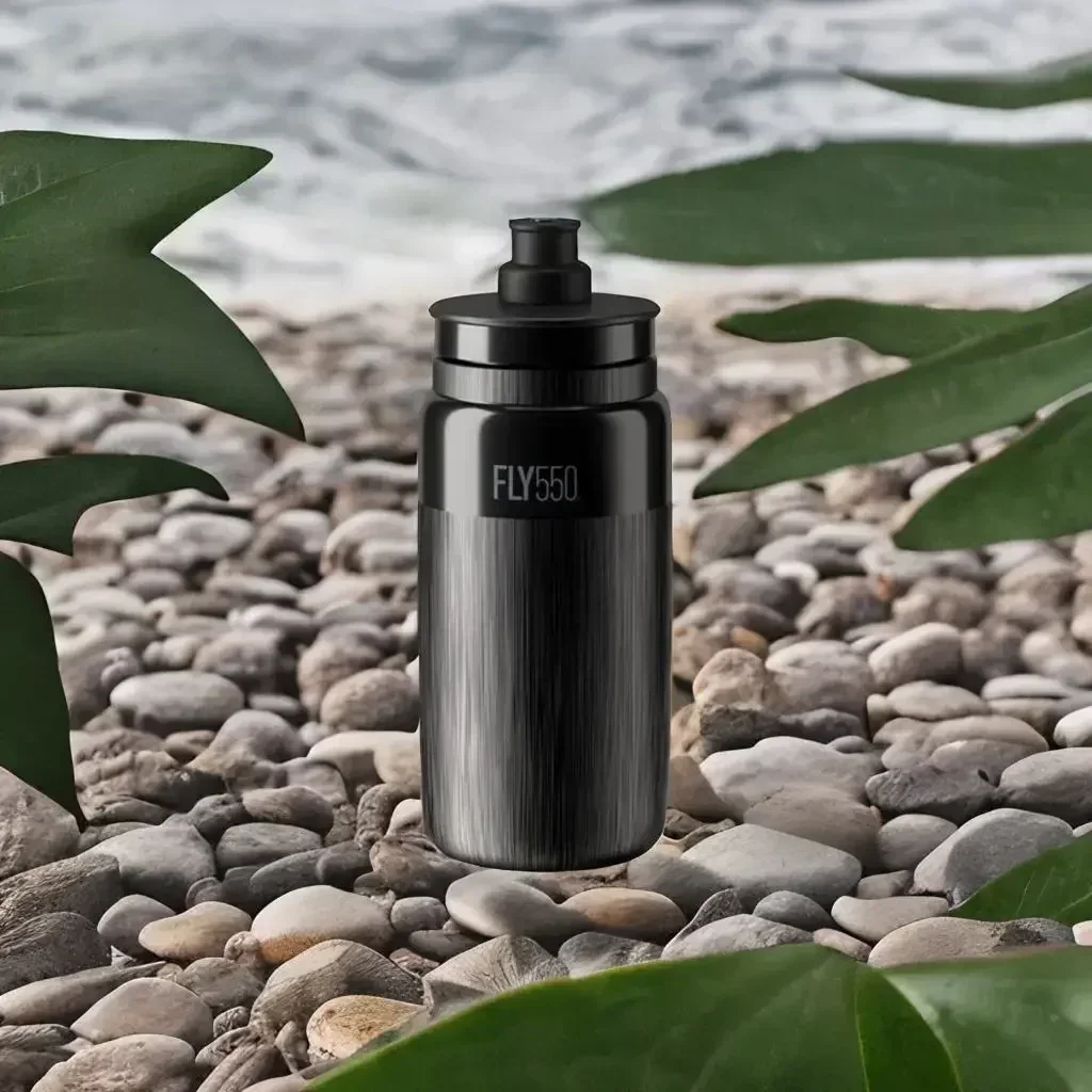 Bicycle water bottle 550ml ultra-lightweight sports drink with push-pull valve
