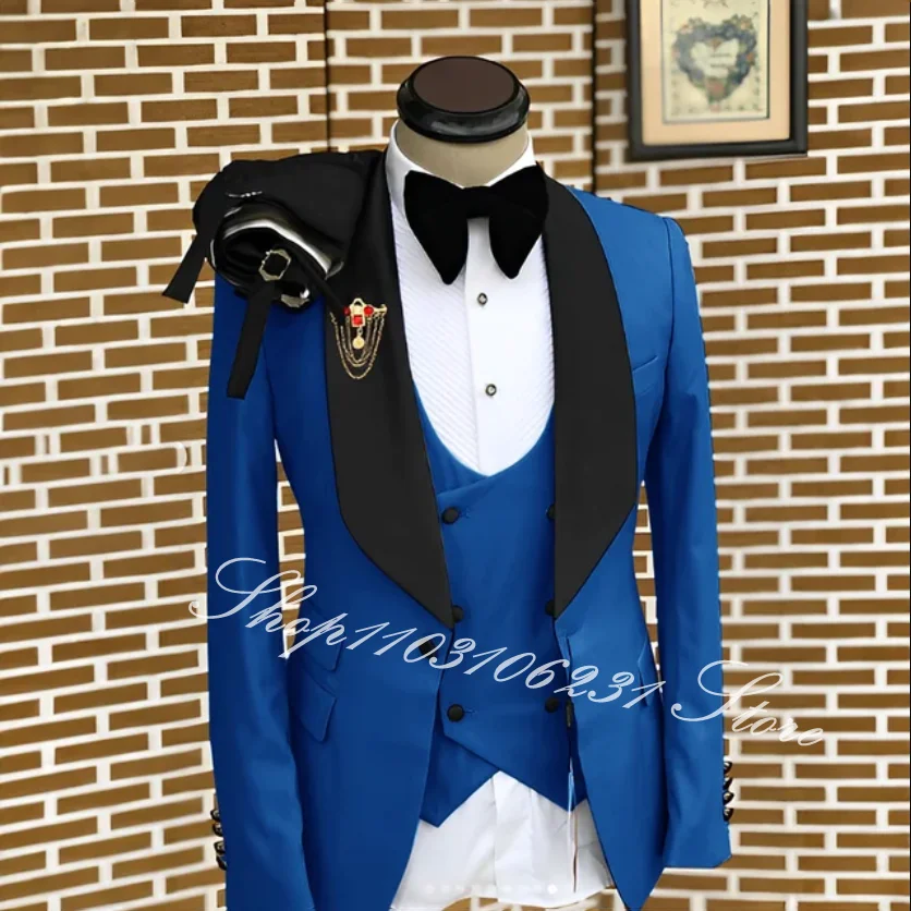 Рисунок 2 - Мужской облегающий однобортный костюм