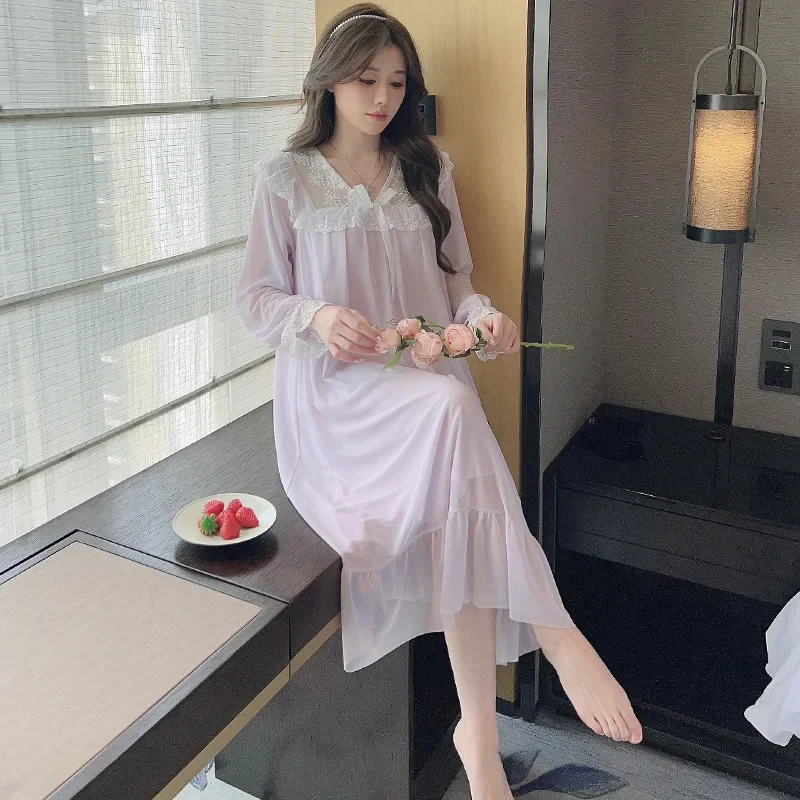 النمط الفرنسي حجم كبير ثوب النوم المرأة فستان النوم ربيع الخريف طويلة الأكمام الدانتيل الخامس الرقبة ملابس المنزل للنساء الحلو