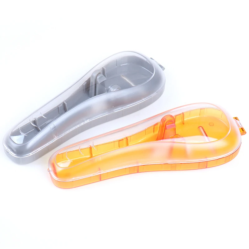 Portable Men's Razor Blades Holder Box Portable Travel Shaver Holder Box Case Shaving Machine 1 PCS razor holder,razor storage box,shaver charger holder