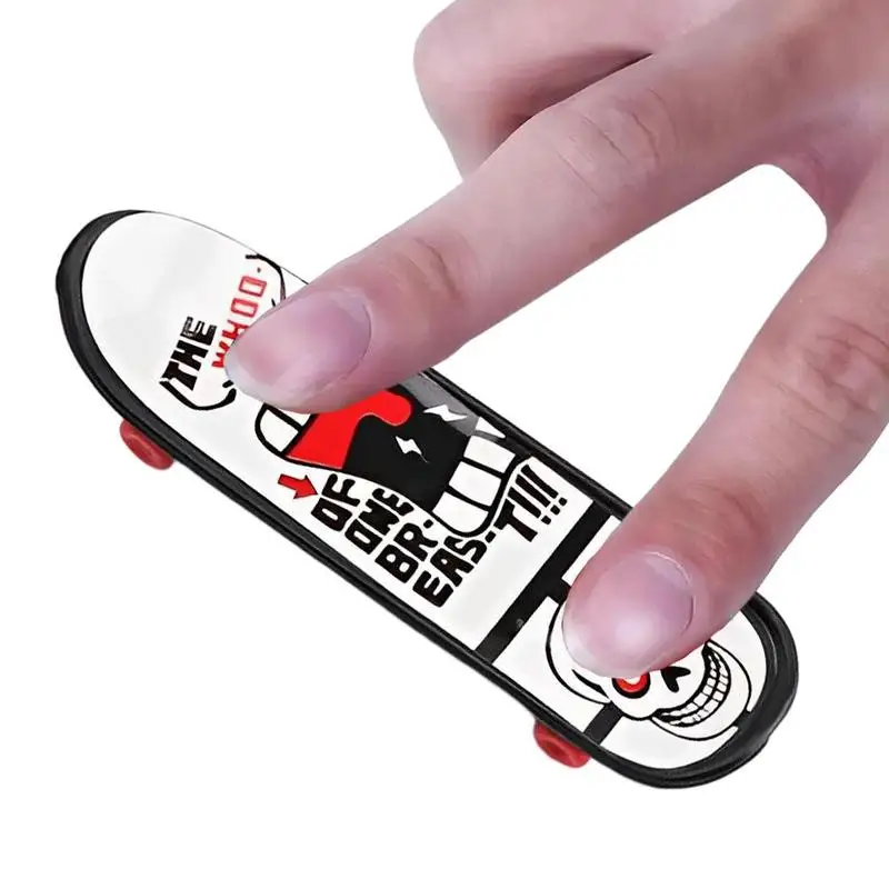 

Mini Skate Boards Finger Chic Finger Skateboards For Kids Mini Fingerboard Skateboard Kit Finger Sports Party Favors Novelty Toy