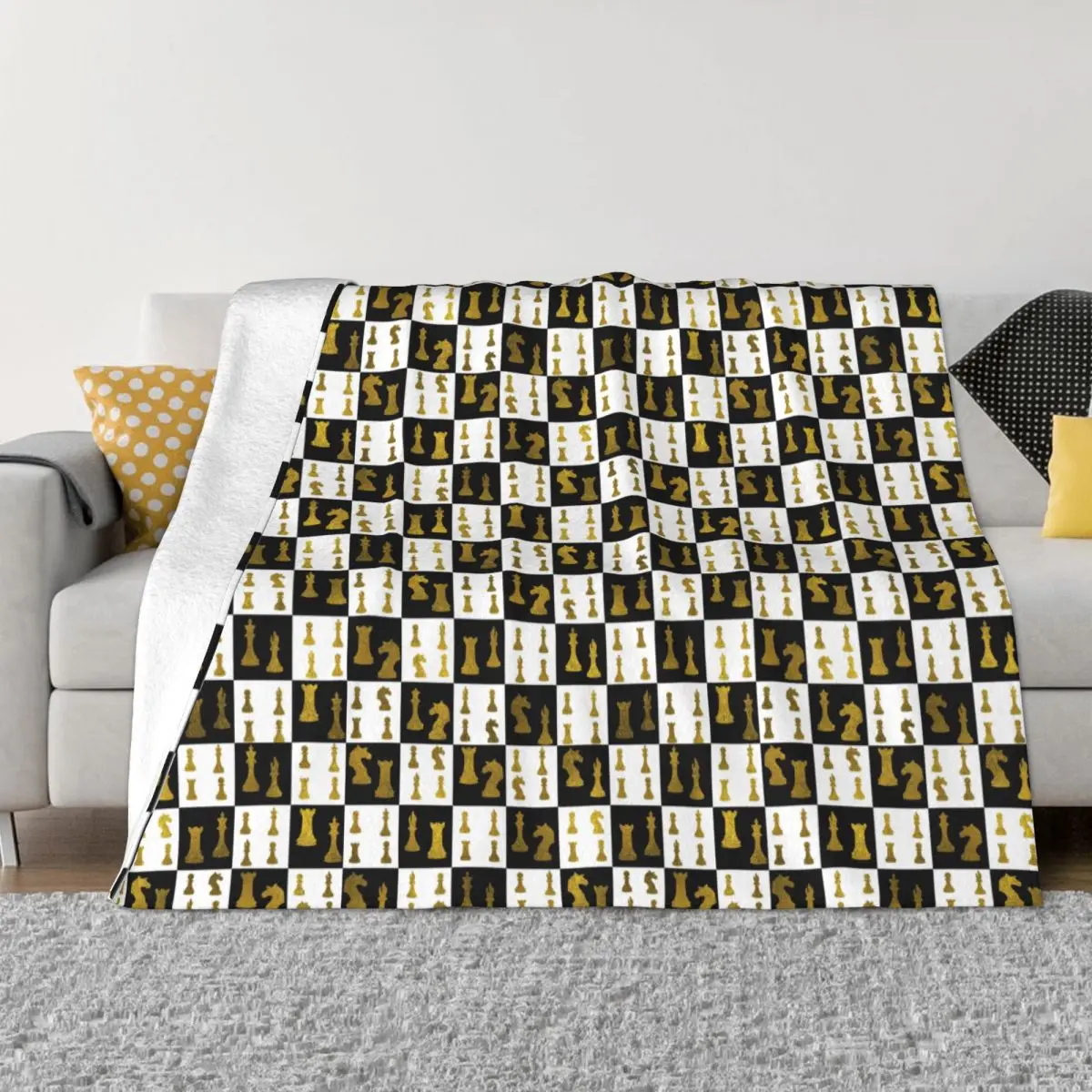

Fleece Chessboard And Gold Chess Pieces Pattern Throw Blanket Warm Flannel Chessboard Blankets for Bedroom Home Sofa Bedspreads