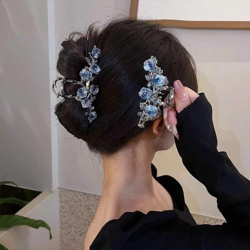 

New Female Camellia Flower Grab Clip Retro Ponytail Braid Crab Metal Grab Clip Fashion Sweet Girl Hair Card Hair Accessories