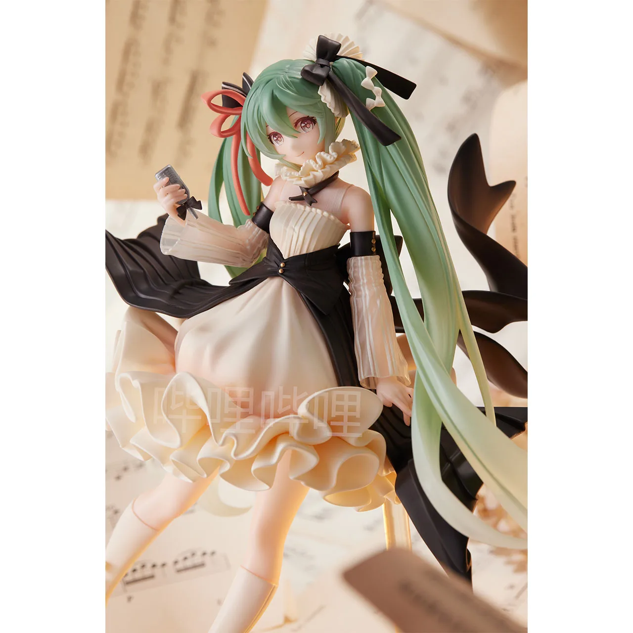 

Oiginal TAITO artist Miku Anime Action Figure Model Doll Toys