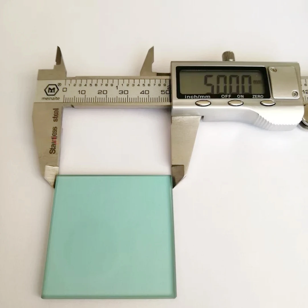열 흡수 필터 적외선 차단 광학 유리 14x1mm 80x5.5mm 사진 장비용 원형 사각형 KG3