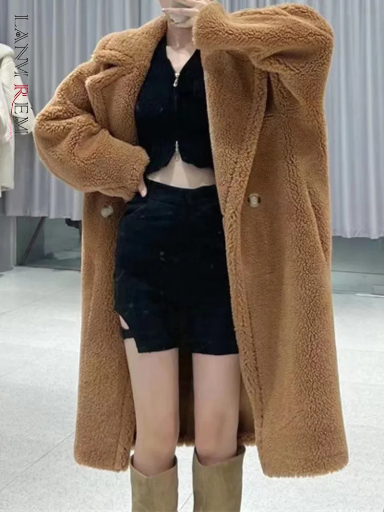 

LANMREM 2023 Winter New Lamb Fur Coat Women Fashion Notched Collar Solid Color Mid Length Loose Clothing Korean Style 2AA3303