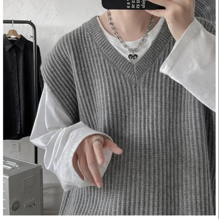 Spring Autumn Winter Fashion Solid Casual Pullover Tess Vest Men Loose Knitted Top Student Preppy Style Sweater Gentle PlusSize