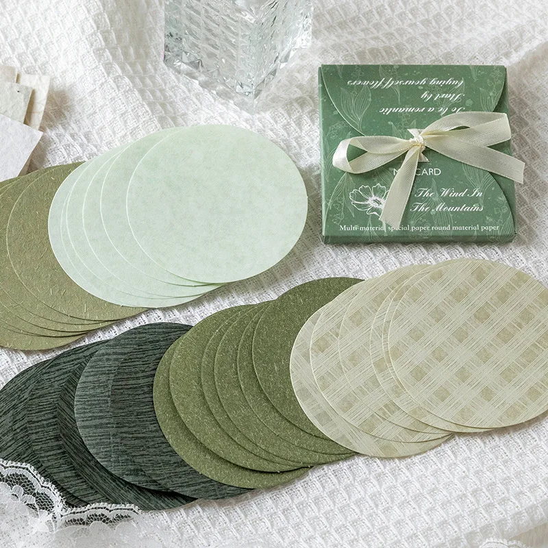 

Vintage Mixed Paper Round Collage Scrapbooking Journal Material Paper Card Making DIY Retro Paper Creative Memo Pad Stationery