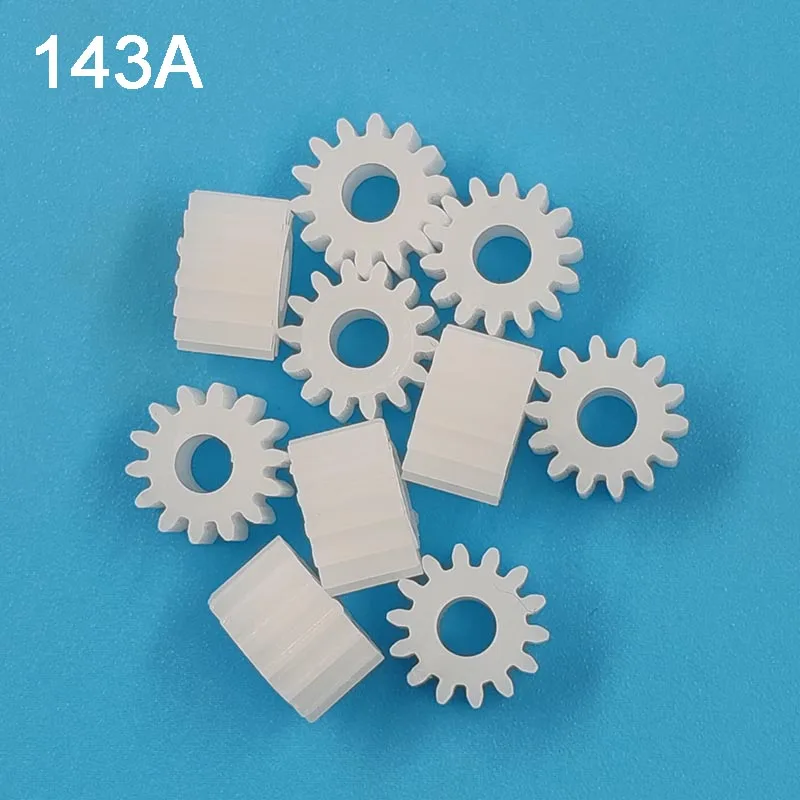 Motor gear 10pcs/lot 142A 142.5A 143A Gears Modulus 0.5 14 Teeth 2mm (tight) OD 8mm POM Plastic Gear Motor Toy Parts Accessories