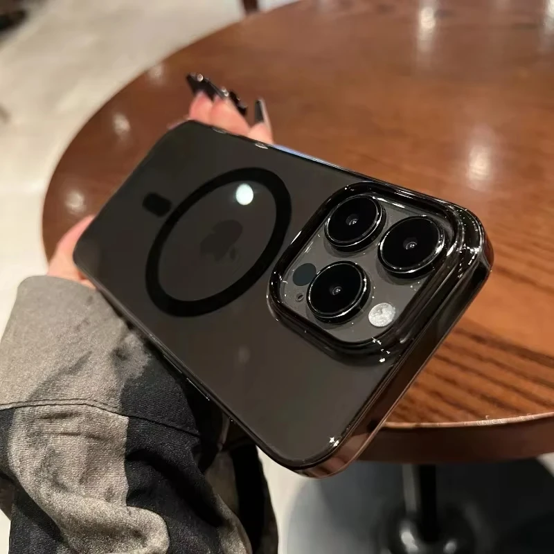 Hard Matte Magnetic Phone Case - Sleek and Durable Protection