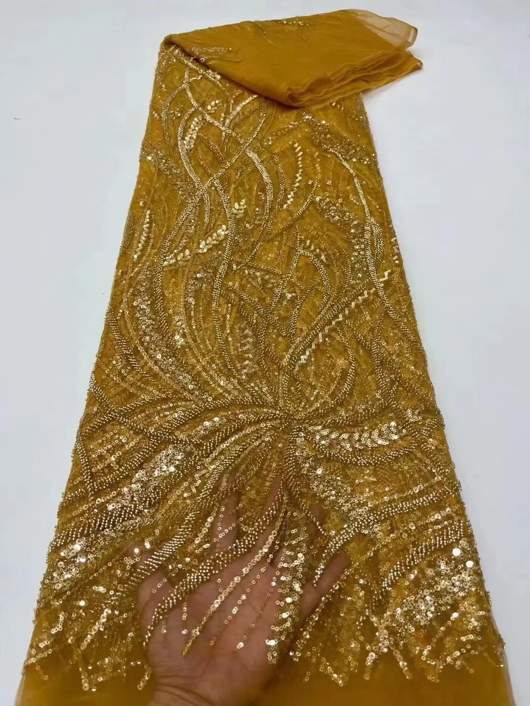 

African French Beaded Lace Fabric 2024 High Quality Sequins beads Net Lace Fabric Nigerian Tulle Mesh Lace Fabrics For Wedding