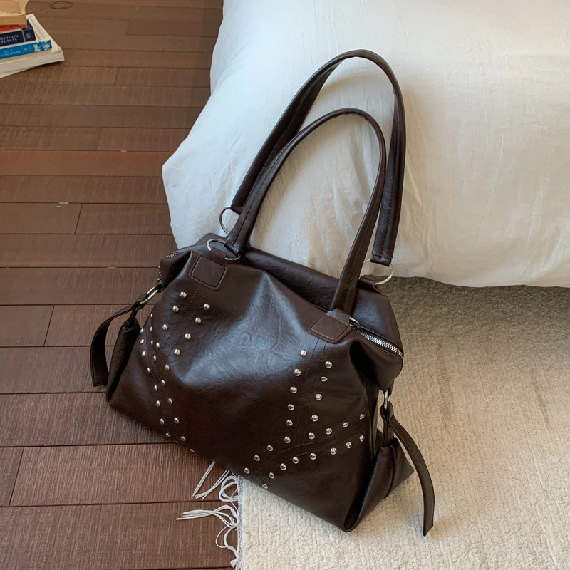 Nieten-Design, PU-Leder, Hobo-Unterarmtaschen, Damen-Umhängetasche mit großer Kapazität für Damen, 2023, neuer Trend, Y2K-Handtaschen und Geldbörsen – Detail 19
