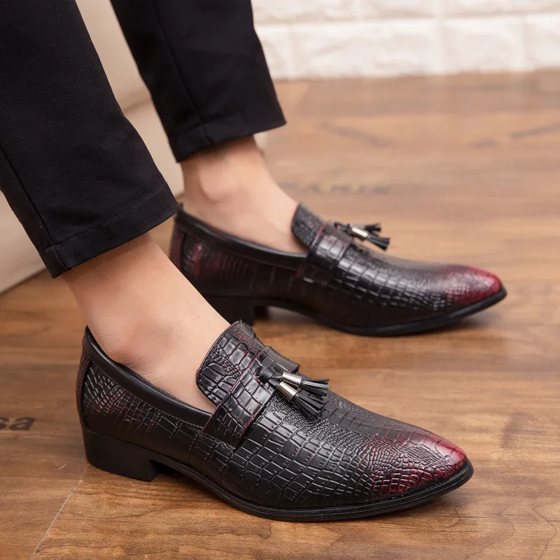 Men's Leather Vintage Tassels Loafers Comfortable Dress Wedding Fashion Party Shoe Business Oxfords Slip-On Flats