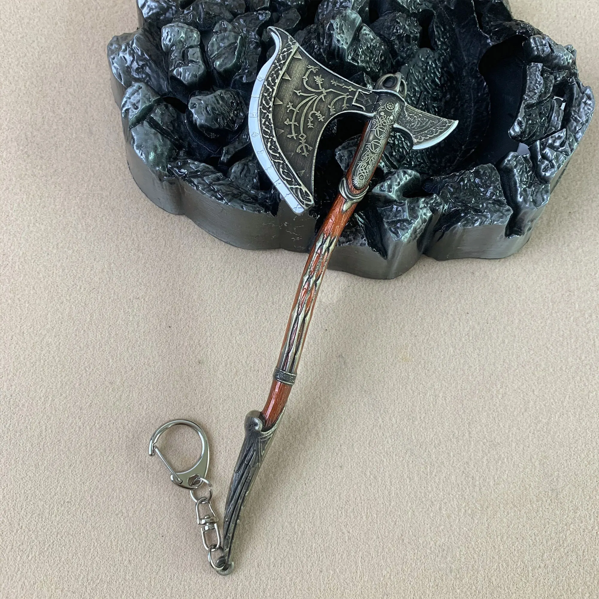 God of War Ragnarok Keychain Kratos Blades of Exile Leviathan Axe Hammer  Mjolnir Weapon Penant Key Chain for Men Keying Jewelry