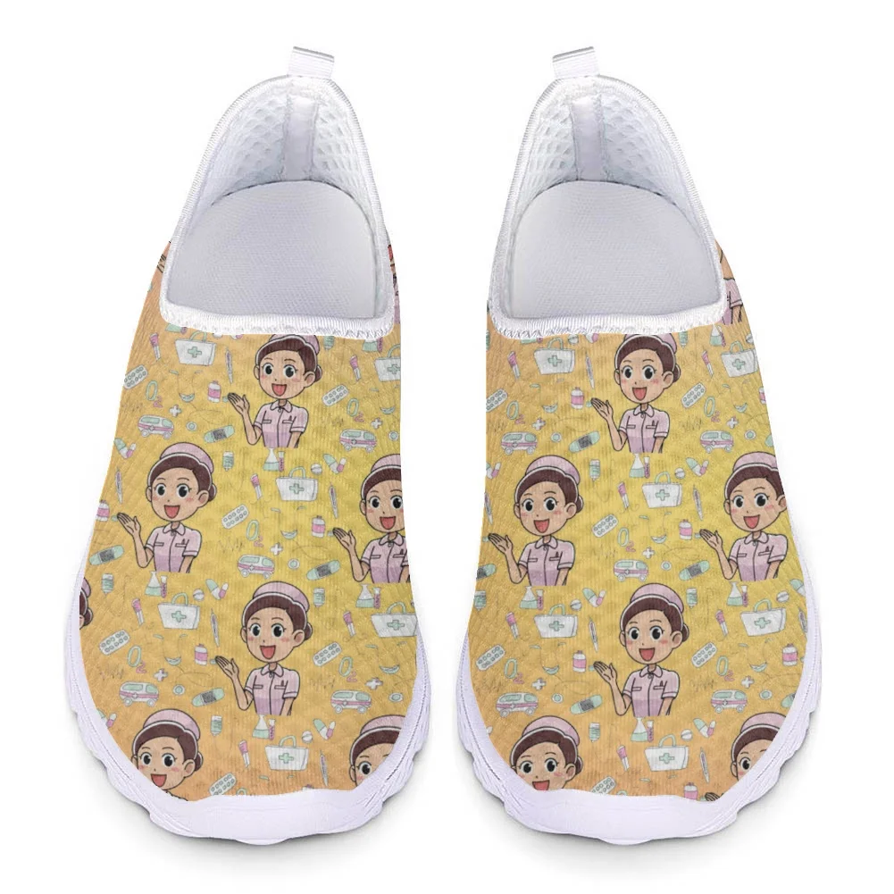 

Женские лоферы с мультяшным принтом для медсестер, женские слипоны на плоской подошве, обувь большого размера для женщин, 2023, летние сетчатые кроссовки, женская обувь