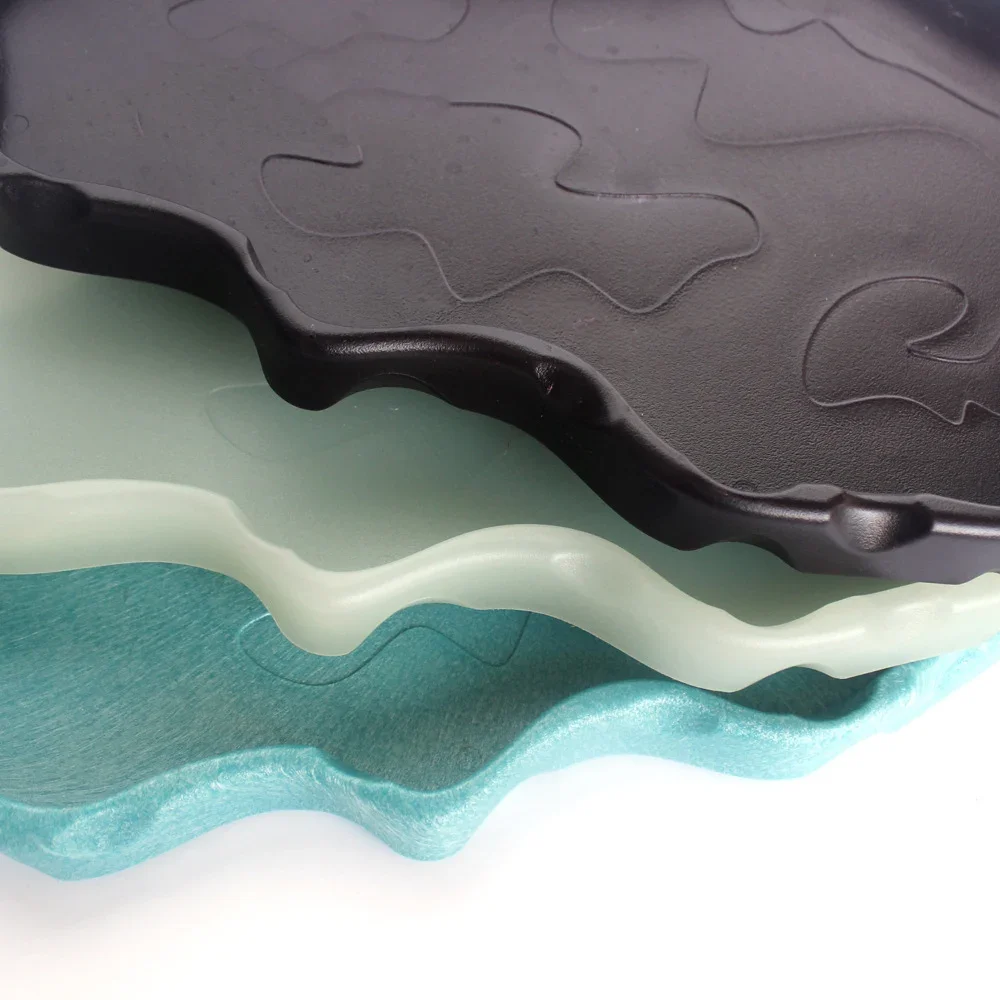 Versatile Small Reptile Feeding & Bathing Dish for Lizards, Turtles
