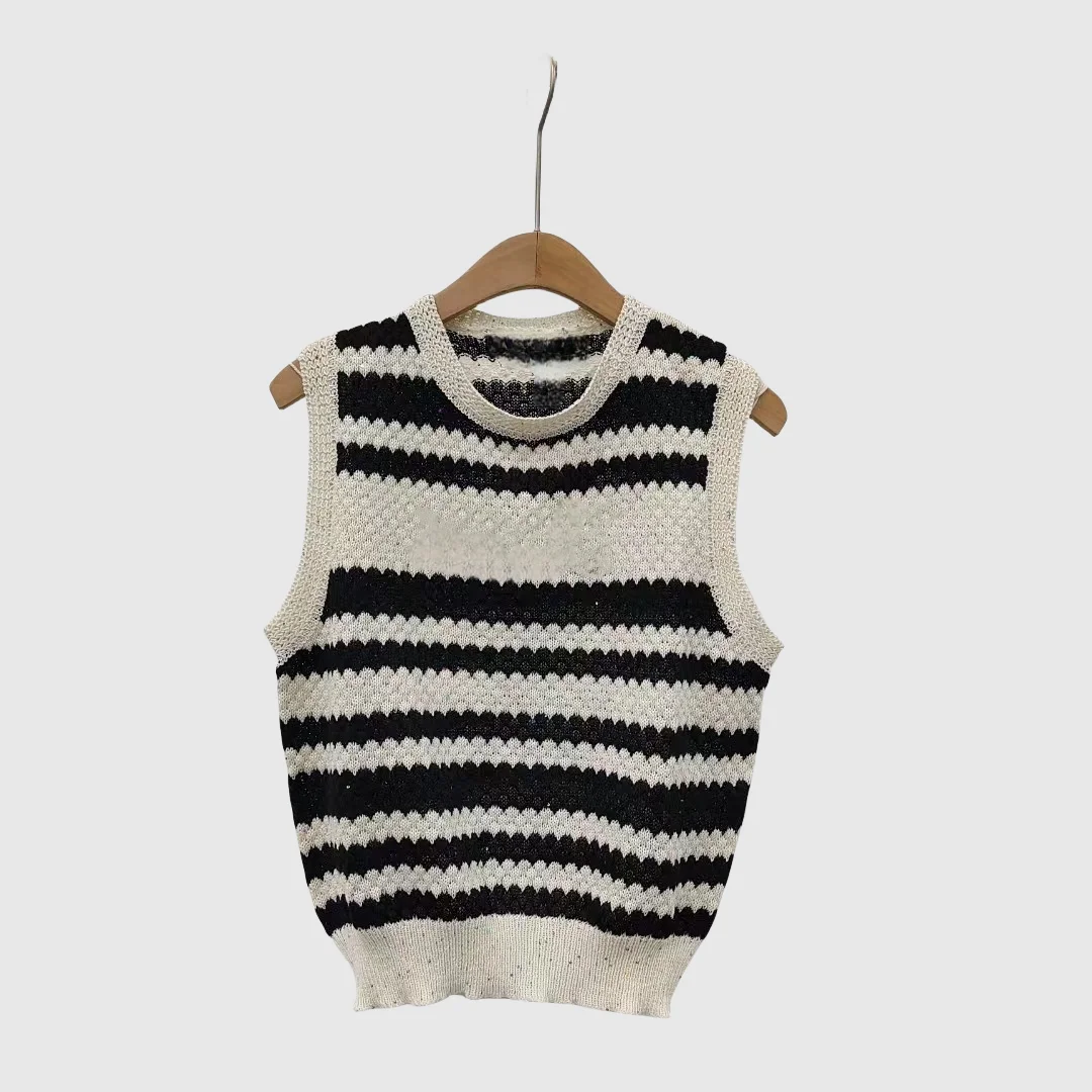 

Early spring new women's knitted vest with hollowed out contrasting color top