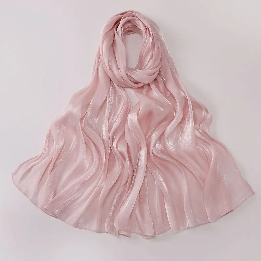 Hochwertiger, einfarbiger Seidenschal mit glänzender, einseitiger goldener Kette, Chiffon-Hijab-Schleier, langer Chiffon-Sonnenschutz-Kopftuch für den Außenbereich – Detail 8