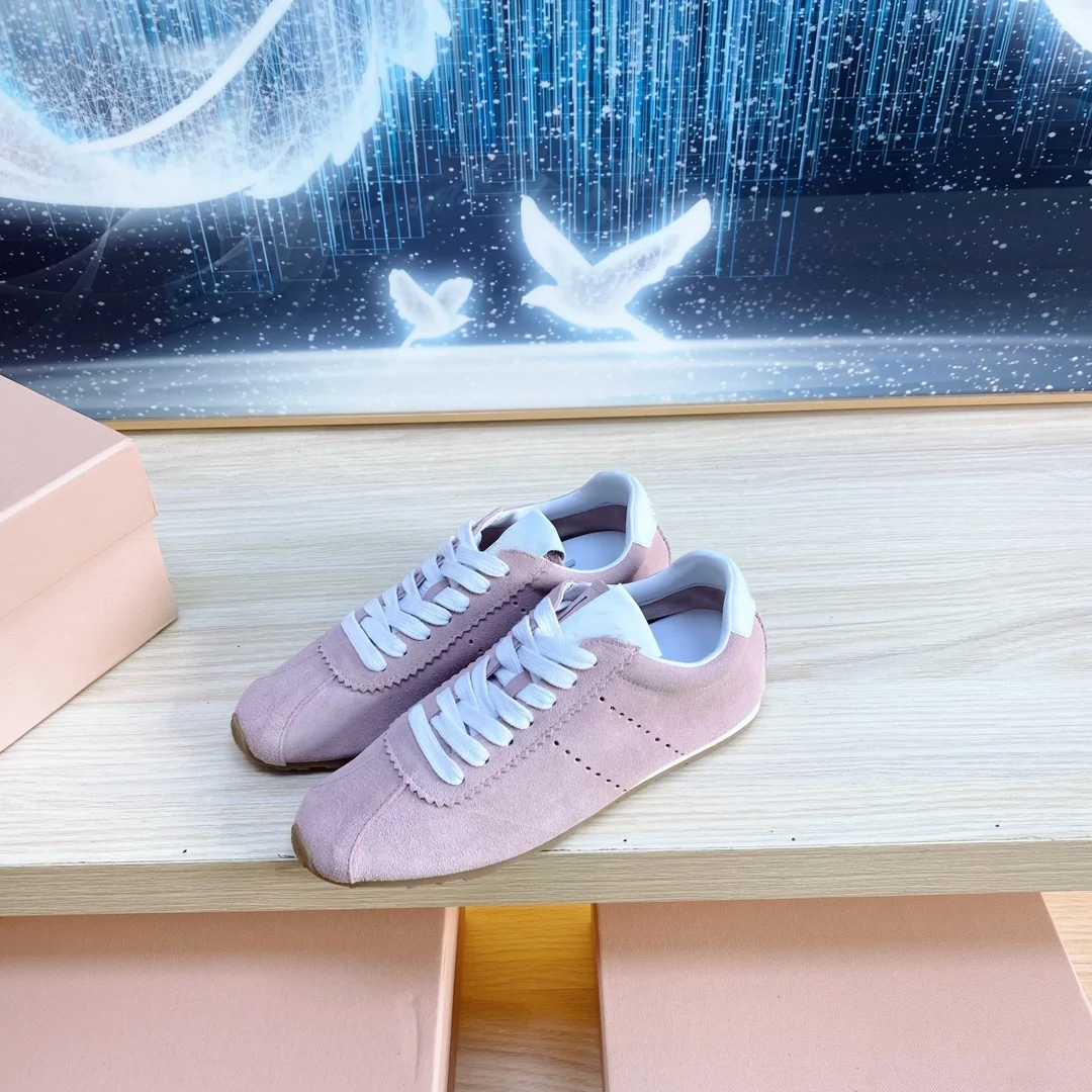 Genuine leather retro training shoes, women's flat bottomed lace up versatile casual board shoes