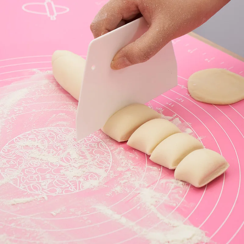 1pc Multifunctional Pastry Spatula DIY Pastry Cutters Fondant Dough Scraper Cake Cutter Baking Tools Kitchen Gadget