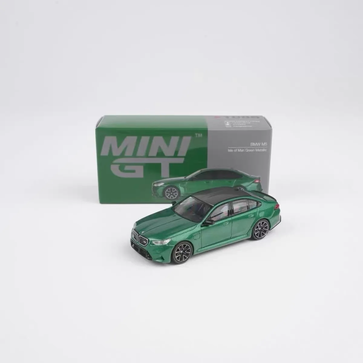 MINIGT 1086 In Stock 1:64 BMW M5 G90 Isle Of Man Green Metallic