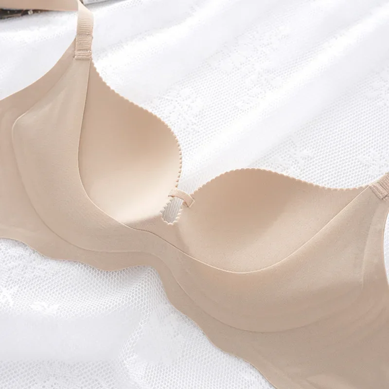 Wireless Push Up Bra for Small Breast Seamless Thickened Anti Sagging Lingerie One Piece Comfort Invisible Bralette A/B Cup 4