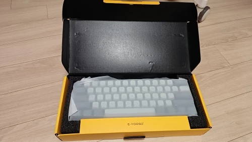 Hz-61 E-YOOSO RGB USB Mini 8K RT Mecânico Gaming Teclado