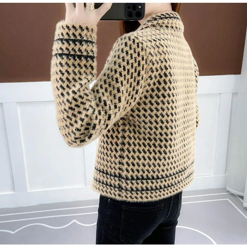 2023 New Retro Casual Versatile Fashion Small Fragrant Coat Women Autumn Winter Knitted Cardigan Mink Fleece Outerwear Trend
