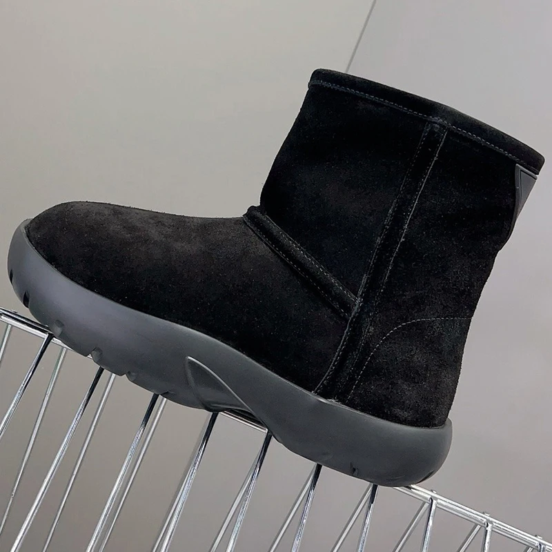 

Short Boots Women Winter New Cow Suede Upper Platform Design Thick Bottom Unisex Snow Boots Comfortable Versatile Female Shoes