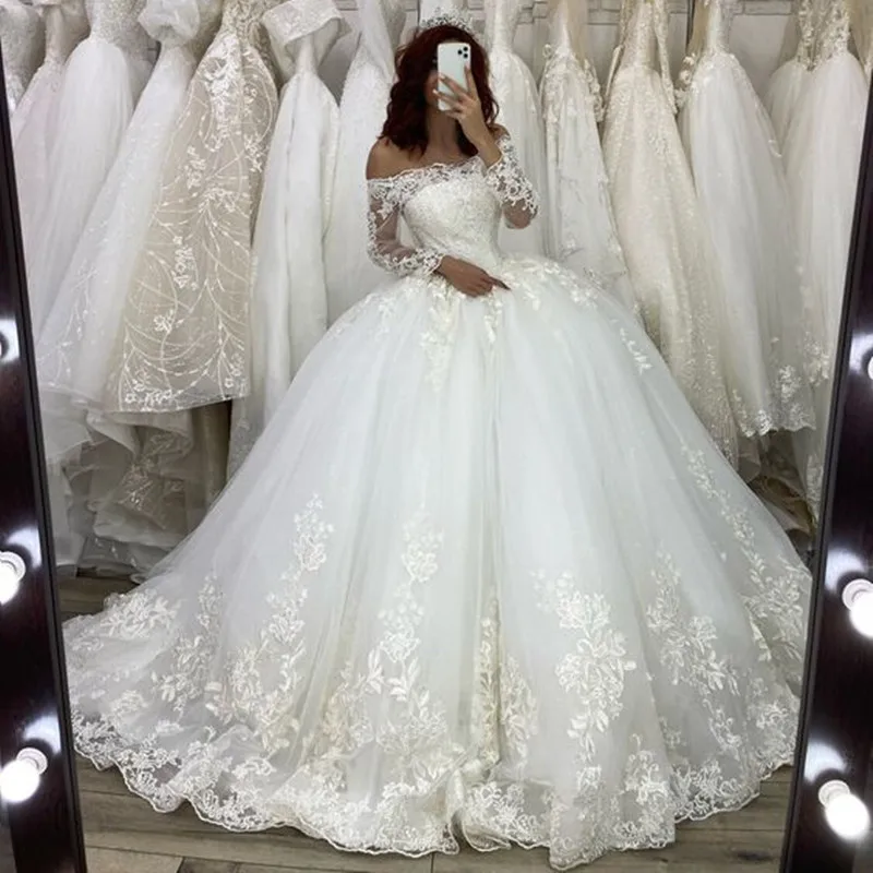 

Vintage Lace Wedding Dresses Princess Ball Gown Long Sleeves Bateau Neck Plus Size Dubai Women Formal Bridal Gowns Vestido De No