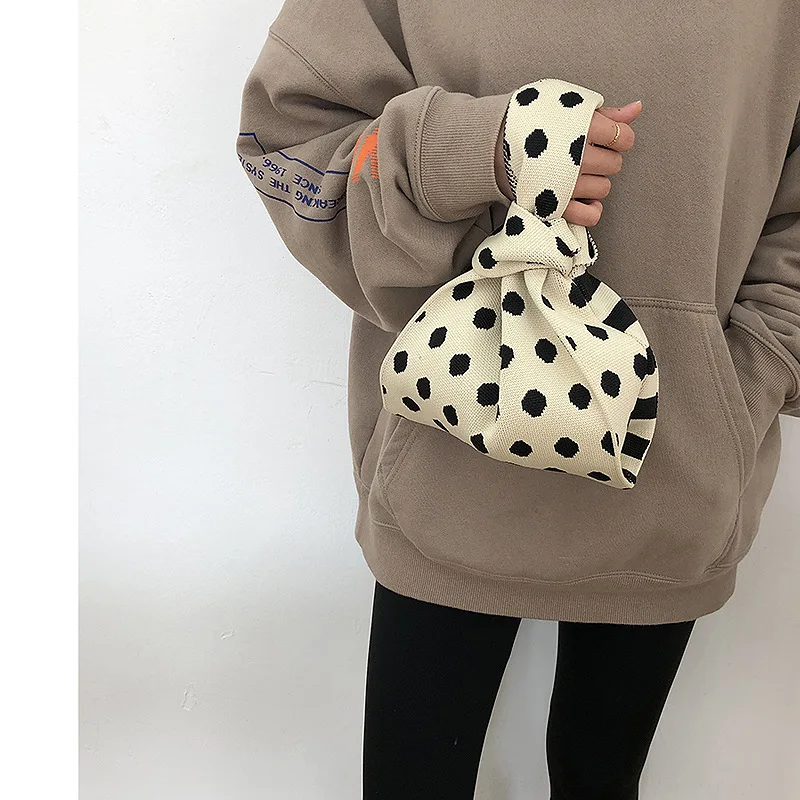 2026 Candy Color Crochet Wrist Bag Women Handbags Luxury Stars Knitting Tote Designer Woven Small Shopper Purses Ladies Clutch