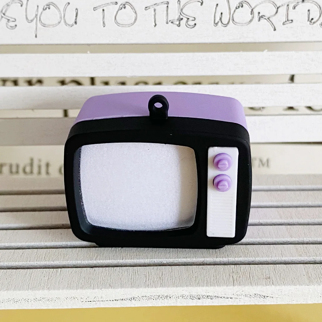 Creative TV-Shaped LED Keychain - Cute Mini Toy with Sound & Light Emission, Unique Novelty Gift