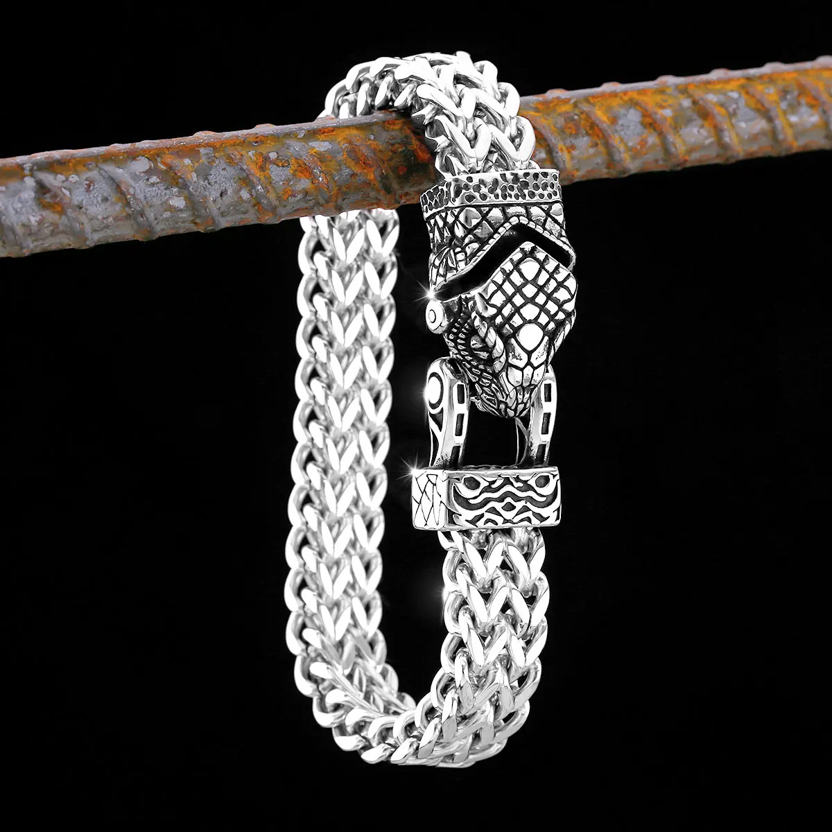 Popular Stainless Steel Animal Snake Bracelet Youth Retro Fashion Men's Nordic Amulet Street End Snake Bracelet Jewelry Unisex