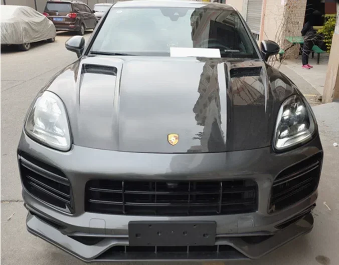 thumbnail image 1 of ¡Novedad! Capó de fibra de carbono real para Porsche Cayenne Coupe 2018 2019 2020 2021 2022 2023 Cubierta de ventilación del capó del motor delantero, 1 of 4